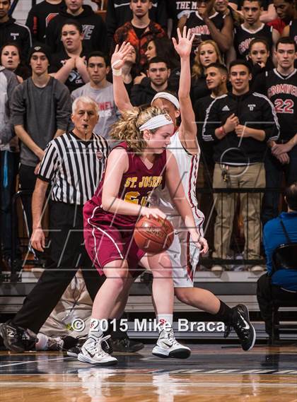 Thumbnail 3 in Cromwell vs. St. Joseph (CIAC Class M Final) photogallery.