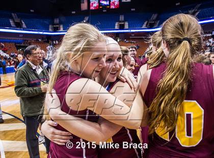 Thumbnail 3 in Cromwell vs. St. Joseph (CIAC Class M Final) photogallery.