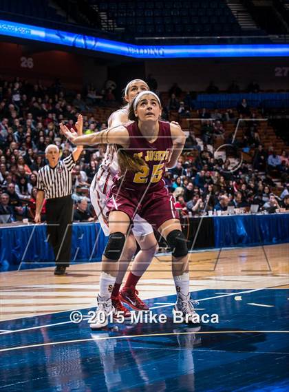 Thumbnail 3 in Cromwell vs. St. Joseph (CIAC Class M Final) photogallery.