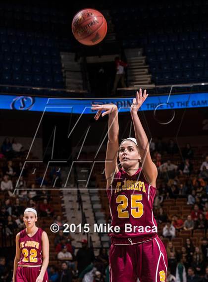 Thumbnail 3 in Cromwell vs. St. Joseph (CIAC Class M Final) photogallery.
