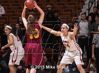 Thumbnail 3 in Cromwell vs. St. Joseph (CIAC Class M Final) photogallery.