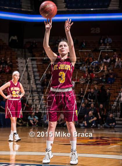 Thumbnail 2 in Cromwell vs. St. Joseph (CIAC Class M Final) photogallery.