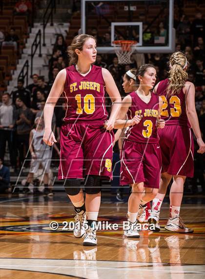Thumbnail 2 in Cromwell vs. St. Joseph (CIAC Class M Final) photogallery.
