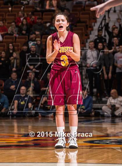 Thumbnail 2 in Cromwell vs. St. Joseph (CIAC Class M Final) photogallery.
