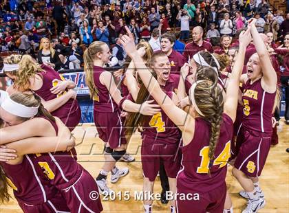 Thumbnail 3 in Cromwell vs. St. Joseph (CIAC Class M Final) photogallery.