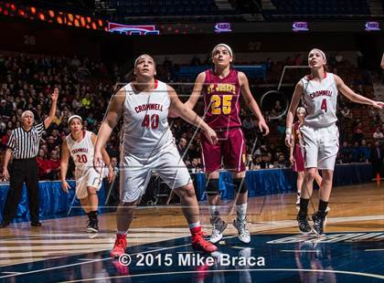 Thumbnail 3 in Cromwell vs. St. Joseph (CIAC Class M Final) photogallery.