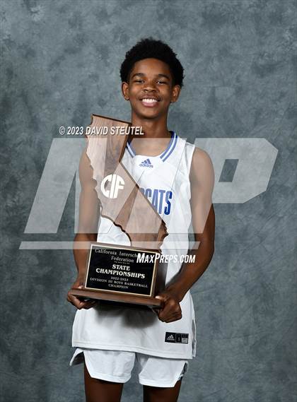 Thumbnail 1 in Oakland (CIF State D3 Award Photos) photogallery.