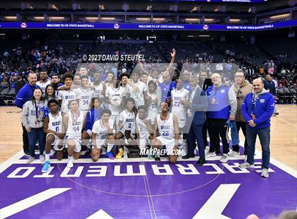 Thumbnail 1 in Oakland (CIF State D3 Award Photos) photogallery.