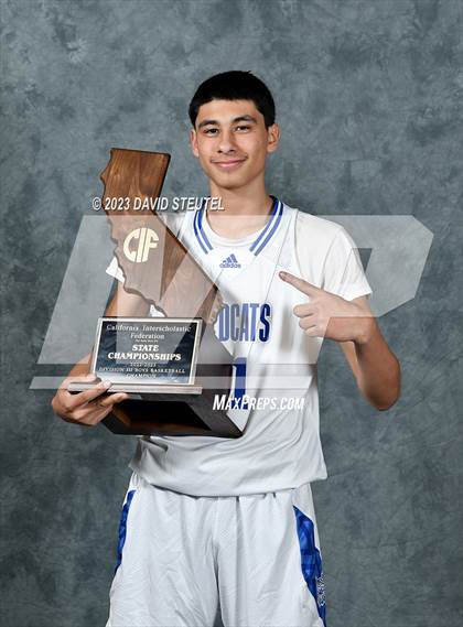 Thumbnail 1 in Oakland (CIF State D3 Award Photos) photogallery.