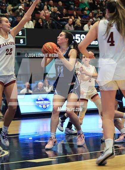 Thumbnail 2 in Albertus Magnus vs Ursuline (NYSPHSAA Section 1 Class AA Final) photogallery.
