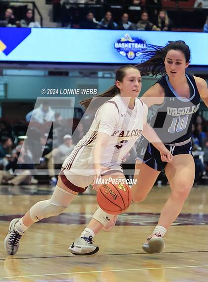 Thumbnail 3 in Albertus Magnus vs Ursuline (NYSPHSAA Section 1 Class AA Final) photogallery.