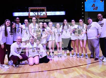 Thumbnail 1 in Albertus Magnus vs Ursuline (NYSPHSAA Section 1 Class AA Final) photogallery.