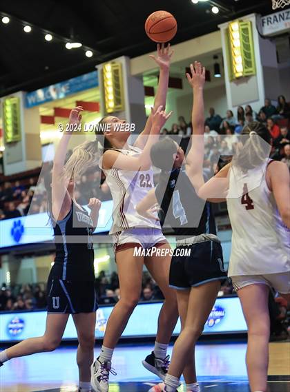 Thumbnail 2 in Albertus Magnus vs Ursuline (NYSPHSAA Section 1 Class AA Final) photogallery.