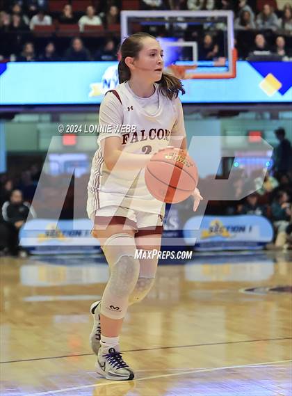 Thumbnail 3 in Albertus Magnus vs Ursuline (NYSPHSAA Section 1 Class AA Final) photogallery.