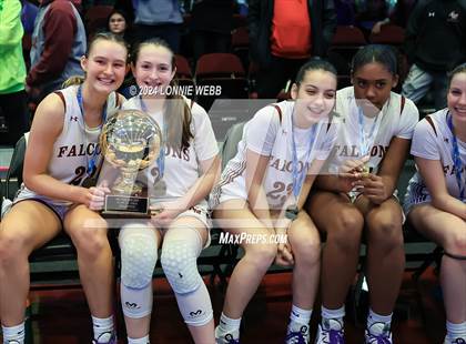 Thumbnail 1 in Albertus Magnus vs Ursuline (NYSPHSAA Section 1 Class AA Final) photogallery.