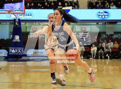 Thumbnail 2 in Albertus Magnus vs Ursuline (NYSPHSAA Section 1 Class AA Final) photogallery.