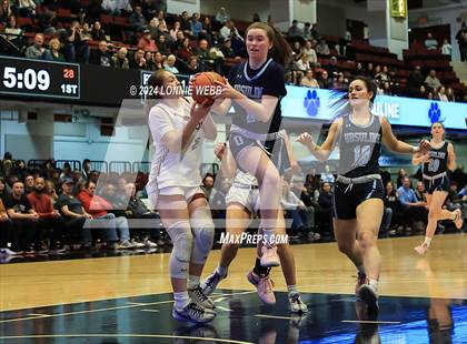 Thumbnail 2 in Albertus Magnus vs Ursuline (NYSPHSAA Section 1 Class AA Final) photogallery.