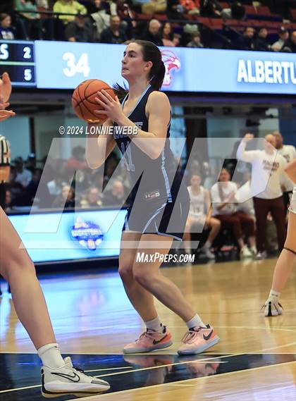 Thumbnail 3 in Albertus Magnus vs Ursuline (NYSPHSAA Section 1 Class AA Final) photogallery.