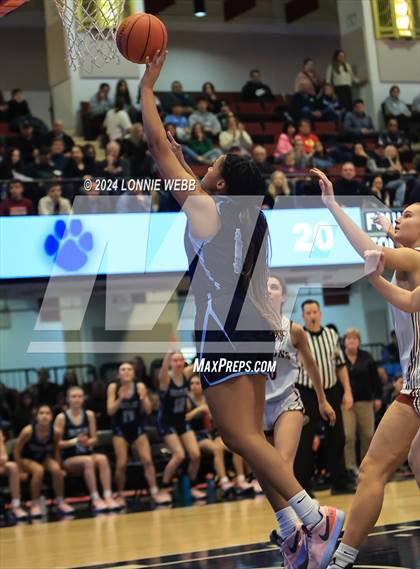 Thumbnail 3 in Albertus Magnus vs Ursuline (NYSPHSAA Section 1 Class AA Final) photogallery.