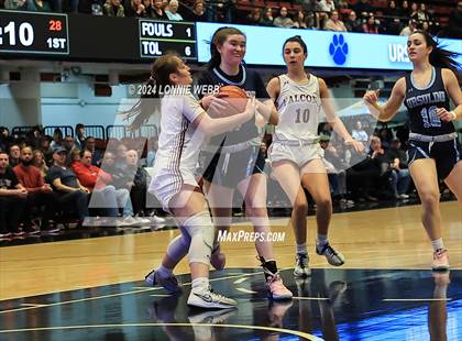 Thumbnail 2 in Albertus Magnus vs Ursuline (NYSPHSAA Section 1 Class AA Final) photogallery.