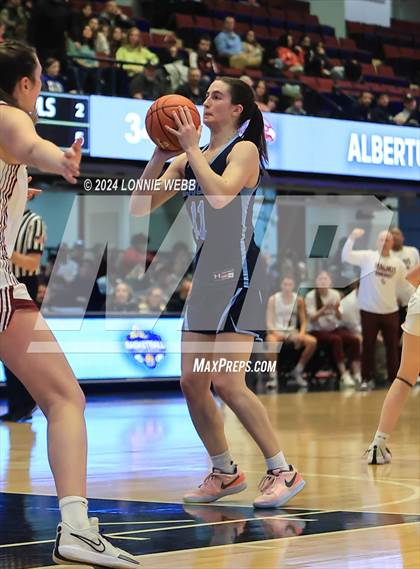 Thumbnail 1 in Albertus Magnus vs Ursuline (NYSPHSAA Section 1 Class AA Final) photogallery.