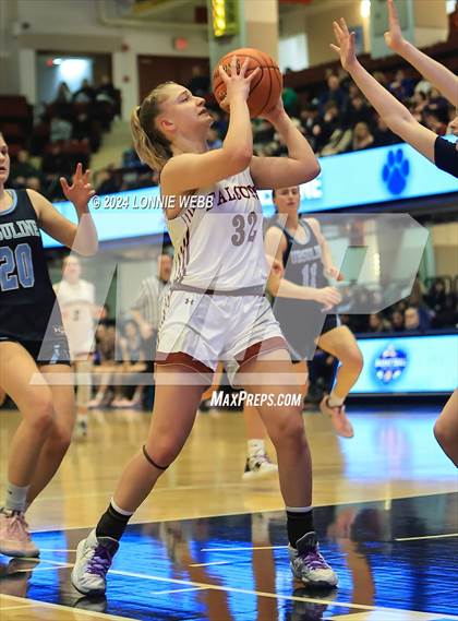 Thumbnail 2 in Albertus Magnus vs Ursuline (NYSPHSAA Section 1 Class AA Final) photogallery.