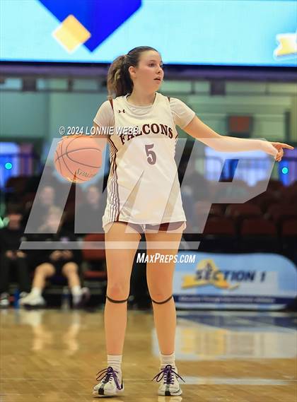 Thumbnail 1 in Albertus Magnus vs Ursuline (NYSPHSAA Section 1 Class AA Final) photogallery.