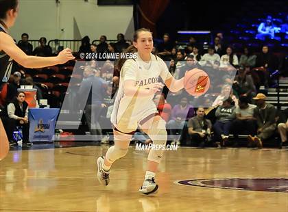 Thumbnail 3 in Albertus Magnus vs Ursuline (NYSPHSAA Section 1 Class AA Final) photogallery.