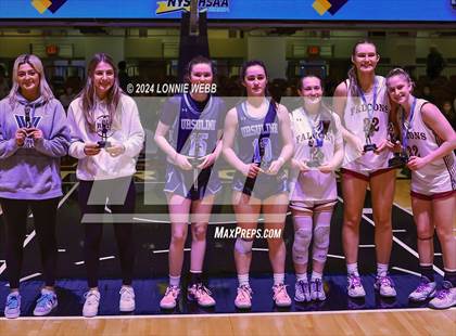 Thumbnail 1 in Albertus Magnus vs Ursuline (NYSPHSAA Section 1 Class AA Final) photogallery.