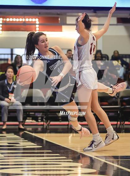 Thumbnail 1 in Albertus Magnus vs Ursuline (NYSPHSAA Section 1 Class AA Final) photogallery.