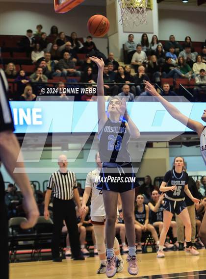 Thumbnail 2 in Albertus Magnus vs Ursuline (NYSPHSAA Section 1 Class AA Final) photogallery.