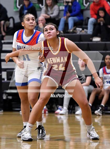 Thumbnail 3 in Cardinal Newman vs. Folsom (St. Mary's MLK Showcase) photogallery.