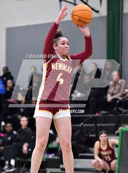 Thumbnail 3 in Cardinal Newman vs. Folsom (St. Mary's MLK Showcase) photogallery.