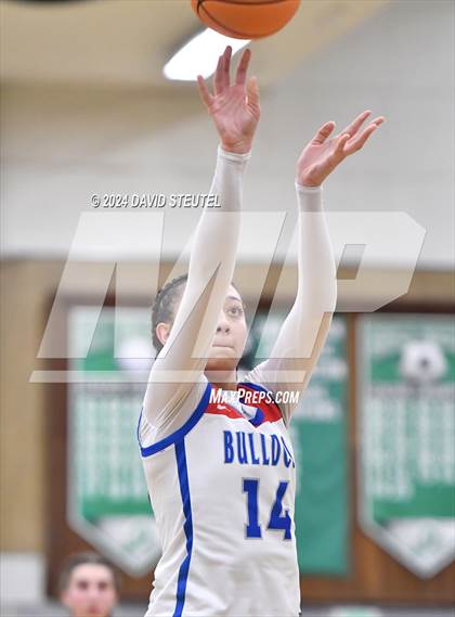Thumbnail 2 in Cardinal Newman vs. Folsom (St. Mary's MLK Showcase) photogallery.