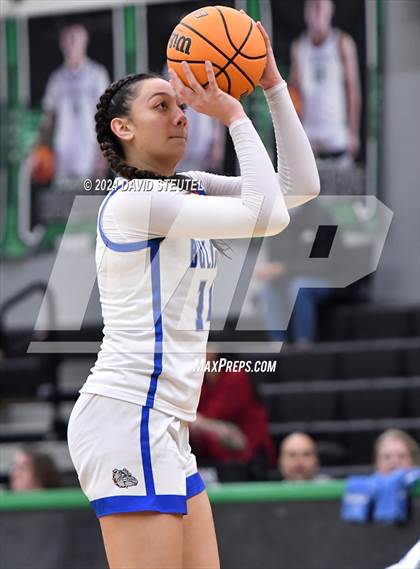 Thumbnail 2 in Cardinal Newman vs. Folsom (St. Mary's MLK Showcase) photogallery.