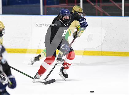 Thumbnail 2 in Notre Dame-West Haven @ Fairfield Prep photogallery.