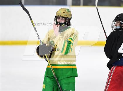 Thumbnail 3 in Notre Dame-West Haven @ Fairfield Prep photogallery.