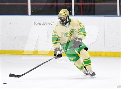 Thumbnail 2 in Notre Dame-West Haven @ Fairfield Prep photogallery.