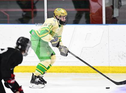Thumbnail 2 in Notre Dame-West Haven @ Fairfield Prep photogallery.