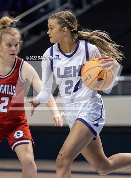 Thumbnail 2 in Lehi vs. Springville (UHSAA 5A Final) photogallery.