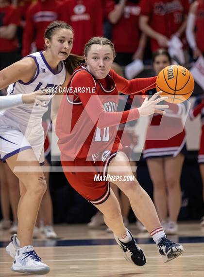 Thumbnail 3 in Lehi vs. Springville (UHSAA 5A Final) photogallery.