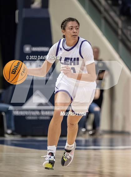 Thumbnail 3 in Lehi vs. Springville (UHSAA 5A Final) photogallery.