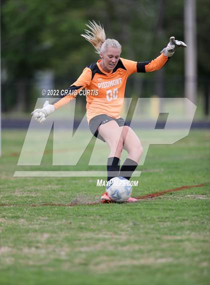 Thumbnail 3 in Cuthbertson @ Piedmont photogallery.