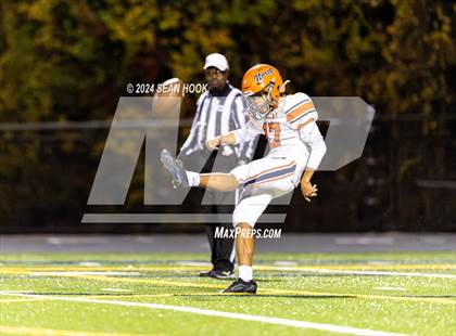 Thumbnail 1 in North Stafford @ Colonial Forge photogallery.
