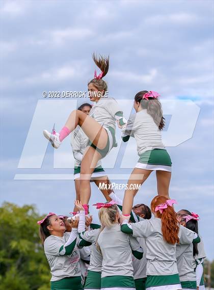 Thumbnail 1 in Holy Trinity Cheer  photogallery.