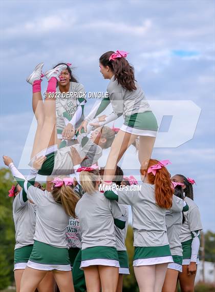Thumbnail 2 in Holy Trinity Cheer  photogallery.