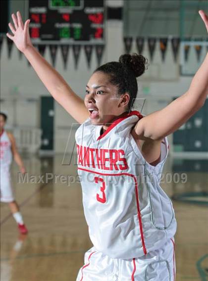 Thumbnail 3 in St. Mary's vs. Sacramento (West Coast Jamboree) photogallery.