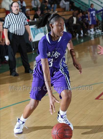 Thumbnail 3 in St. Mary's vs. Sacramento (West Coast Jamboree) photogallery.