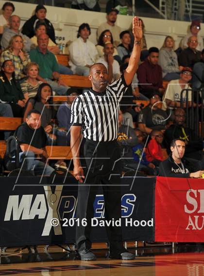 Thumbnail 1 in Canyon vs. Newbury Park (CIF SS 2AA Final) photogallery.
