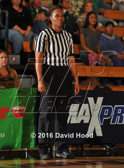 Thumbnail 3 in Canyon vs. Newbury Park (CIF SS 2AA Final) photogallery.
